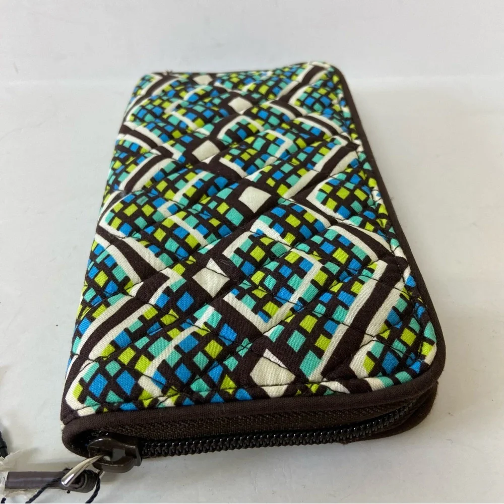 Vera Bradley Wallet RFID Georgia Rain Forest Black Blue Green Zip Quilted Zip - Picture 6 of 10